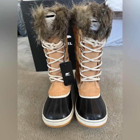 NIB SOREL Joan of Arctic Waterproof Boots Size 7 - Picture 3 of 9